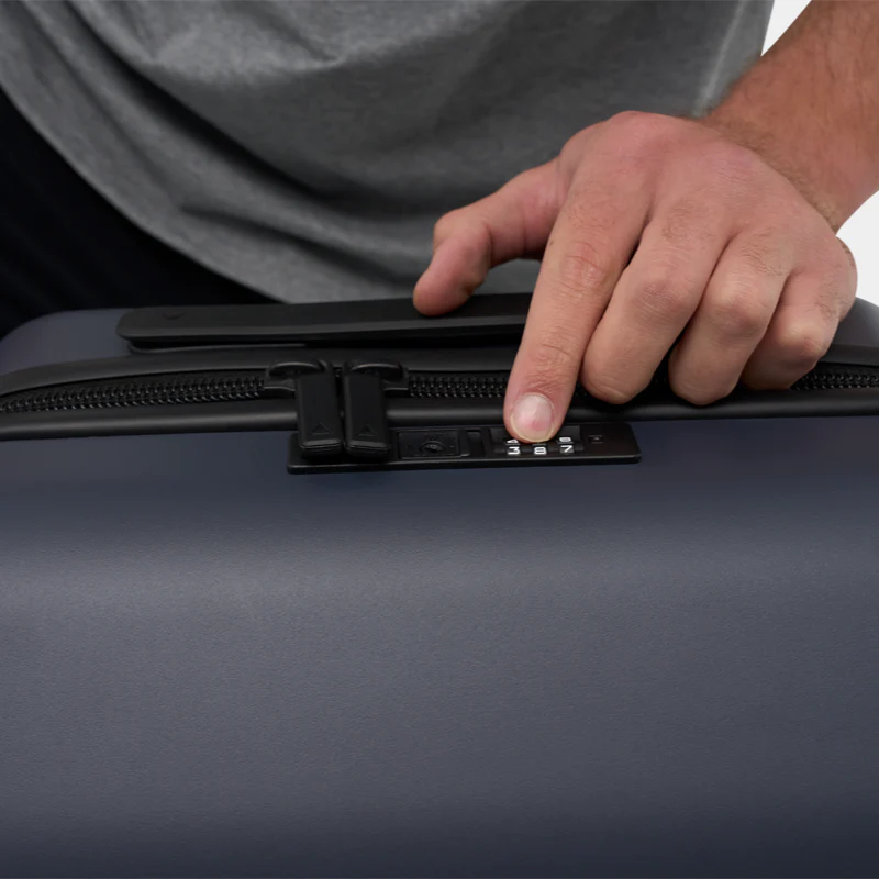 Carry-On Classic - Image 14