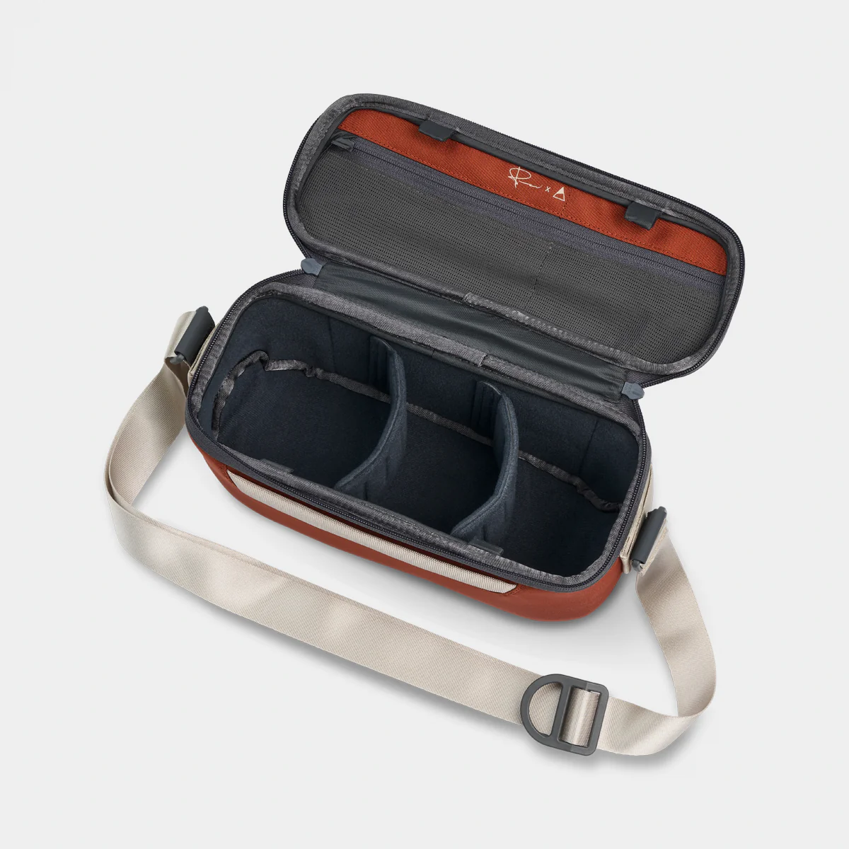 Luma Camera Sling 9L - Expert Voice - Image 3