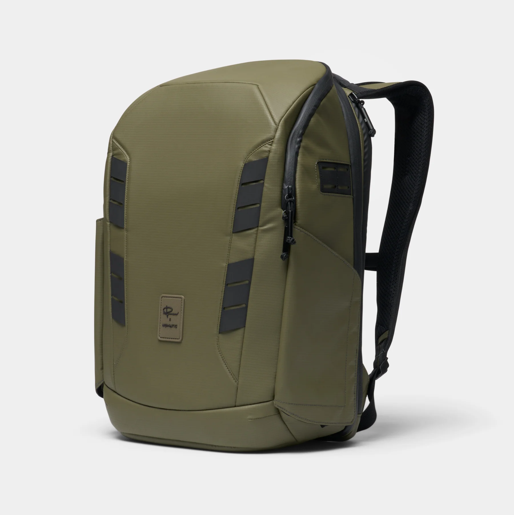 McKinnon Camera Pack 25L - Image 9