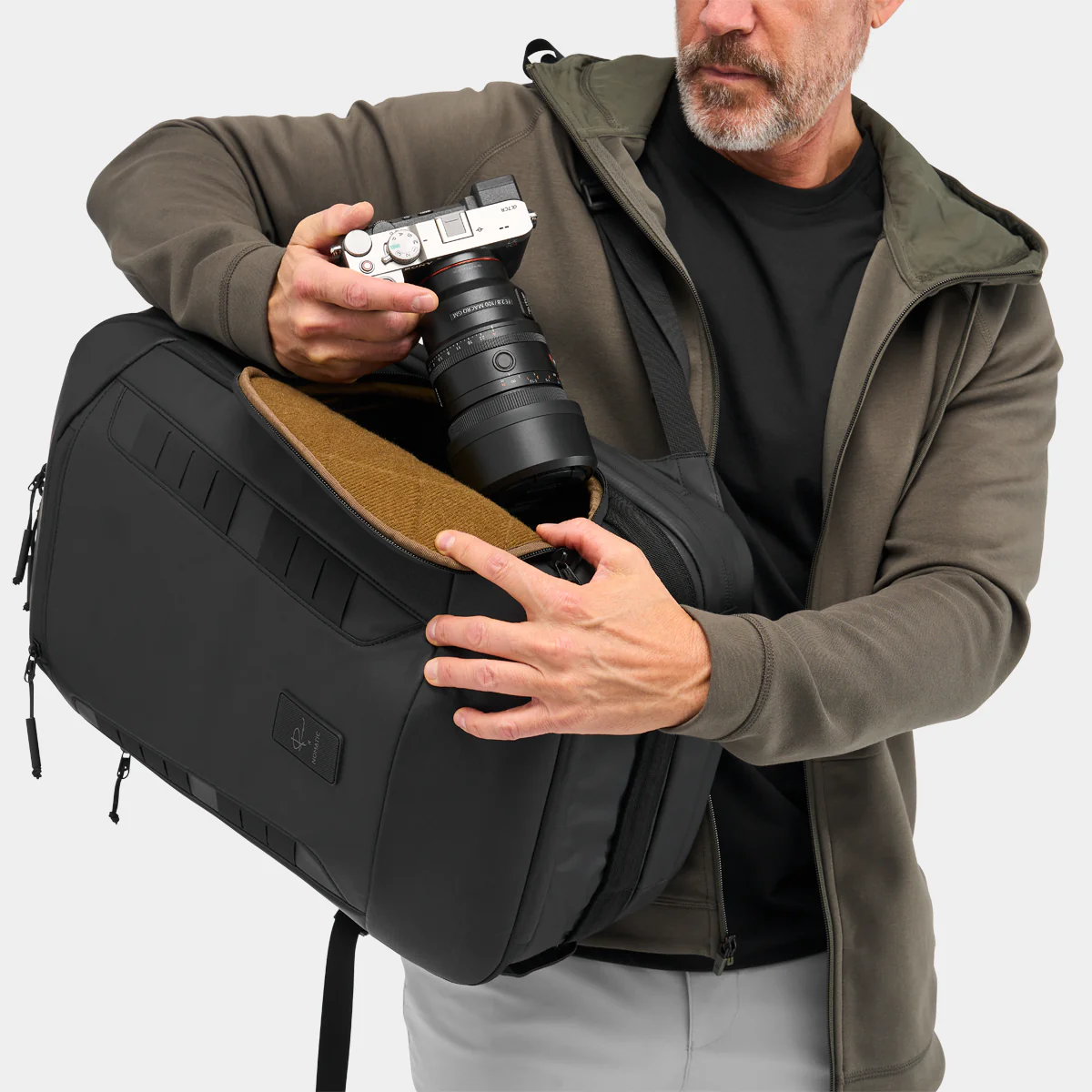 McKinnon Camera Pack 35L V2 - Image 9