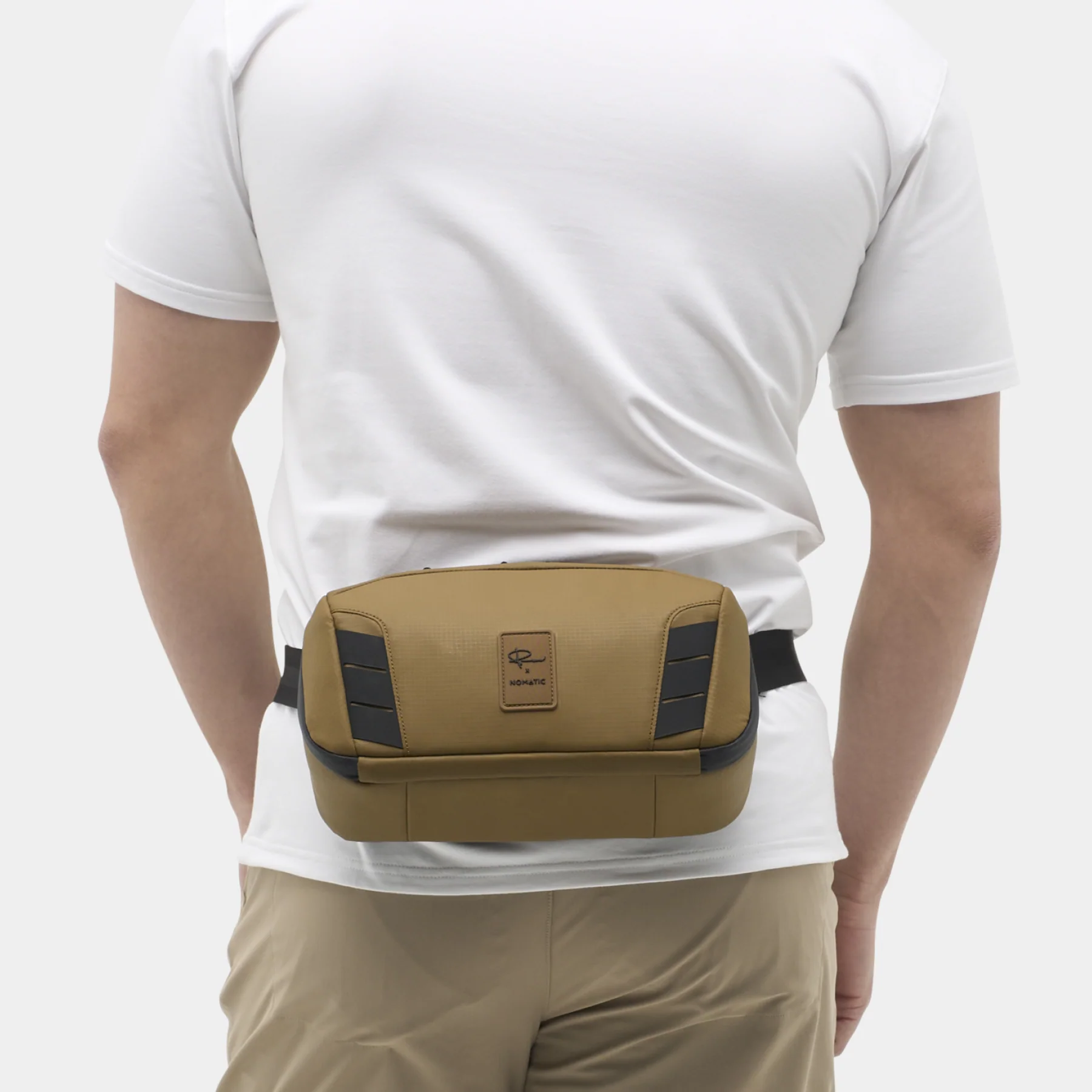 McKinnon Camera Sling 5L - Image 14
