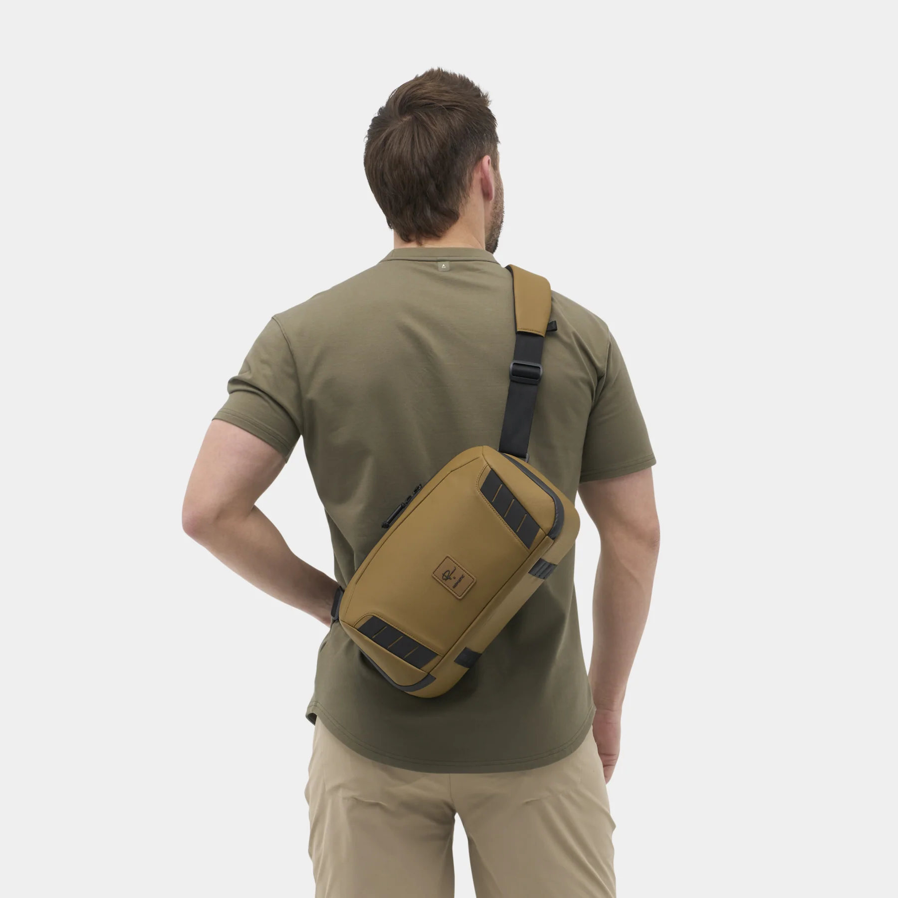 McKinnon Camera Sling 8L - Image 19