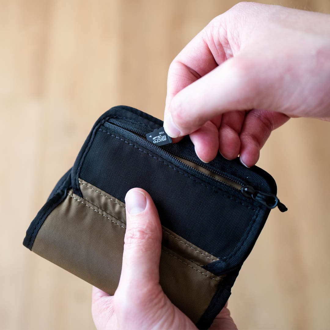 McKinnon Memory Card Case - Image 4