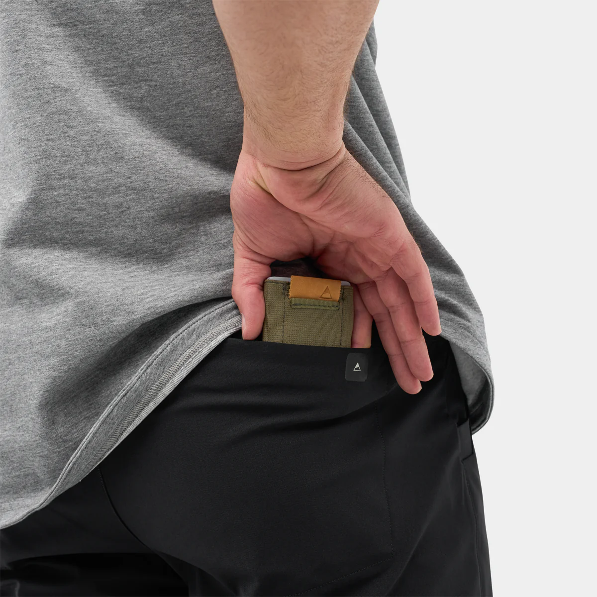 Outset Short 9" - Image 14